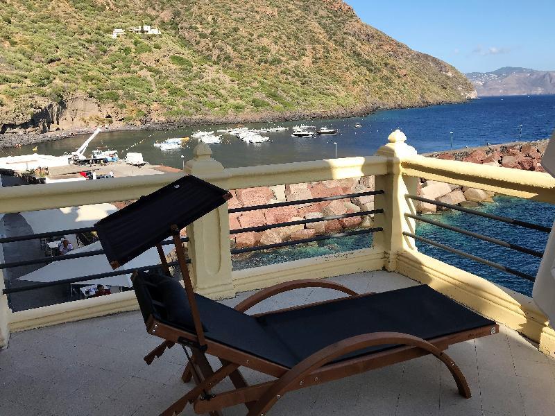 Hotel L'Ariana Isole Eolie - Una Esperienze Leni Eksteriør bilde